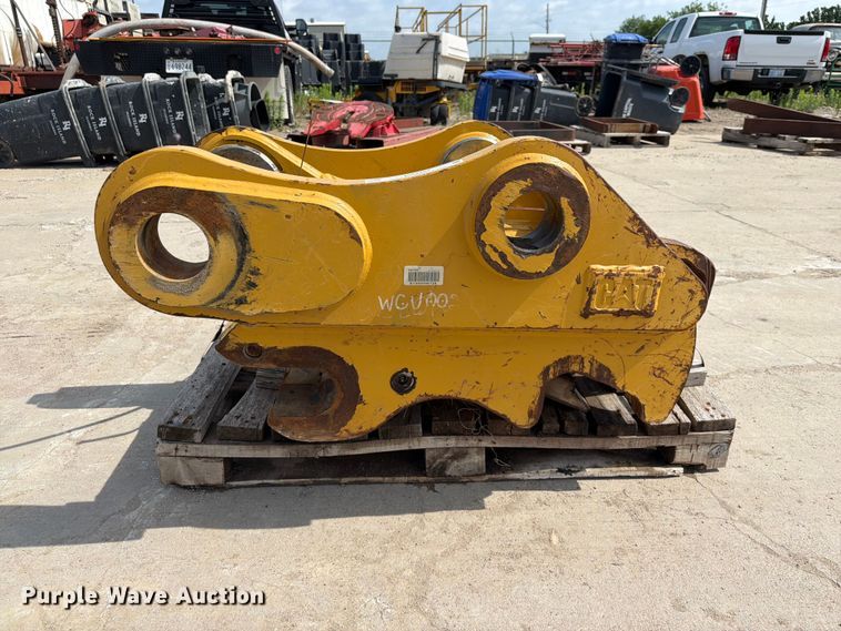 image for item NA9487 Caterpillar quick coupler