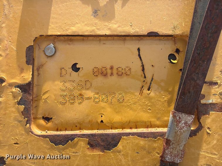 image for item NA9487 Caterpillar quick coupler