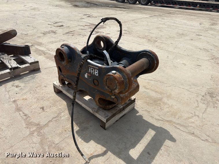 image for item NA9488 2018 JRB PowerLatch quick coupler