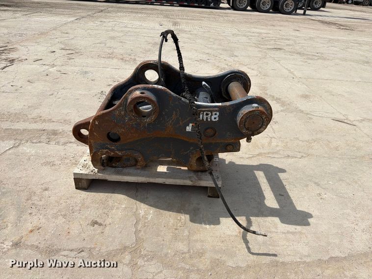 image for item NA9488 2018 JRB PowerLatch quick coupler