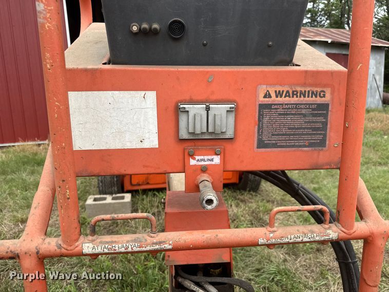 image for item NA9496 1998 JLG 40IC boom lift