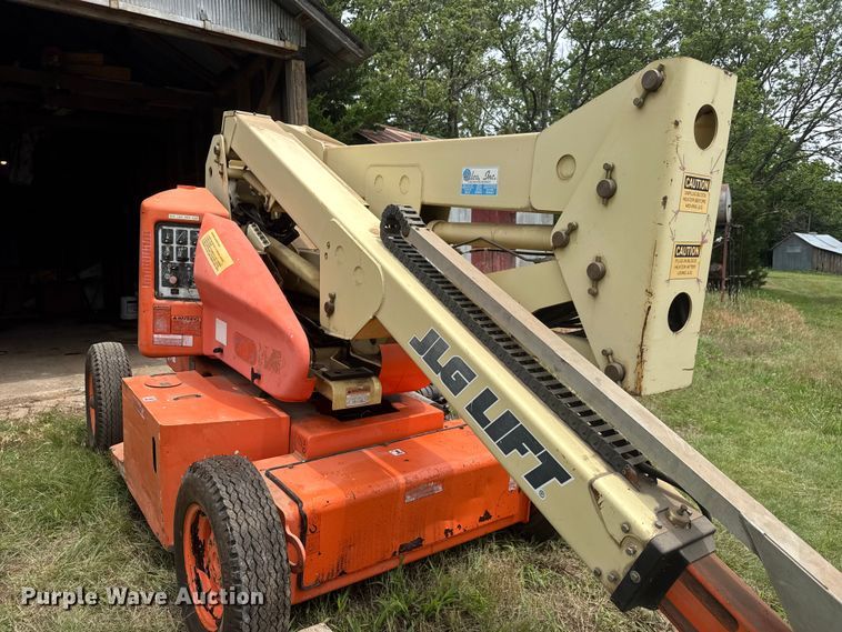 image for item NA9496 1998 JLG 40IC boom lift
