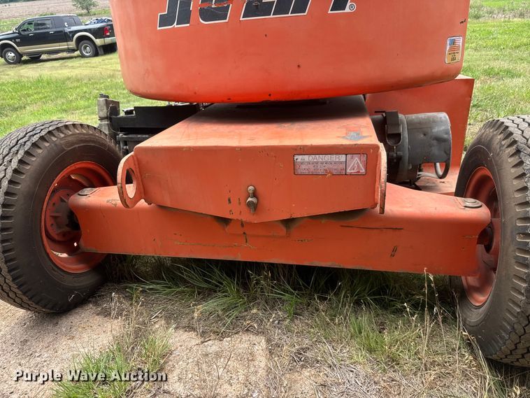 image for item NA9496 1998 JLG 40IC boom lift