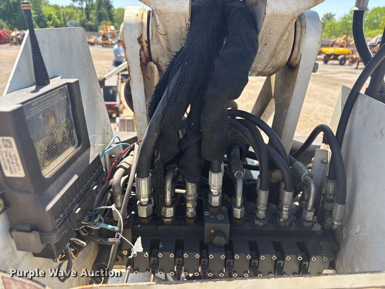 image for item ND9482 2012 EZ Hauler 5500 mini digger derrick 