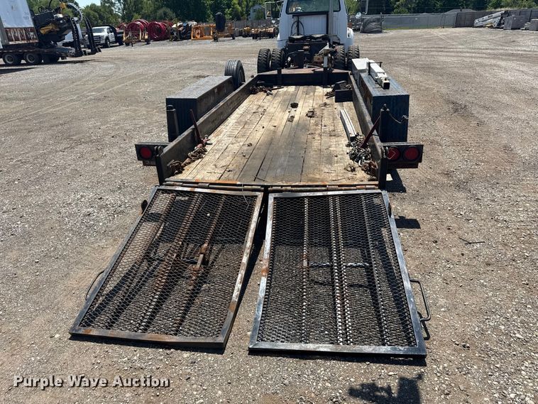 image for item ND9482 2012 EZ Hauler 5500 mini digger derrick 