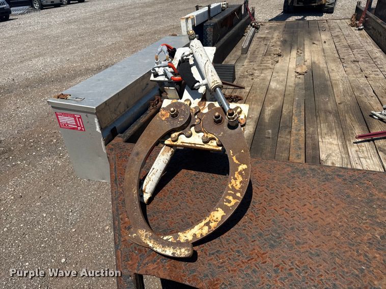 image for item ND9482 2012 EZ Hauler 5500 mini digger derrick 