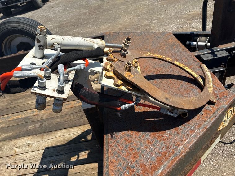 image for item ND9482 2012 EZ Hauler 5500 mini digger derrick 