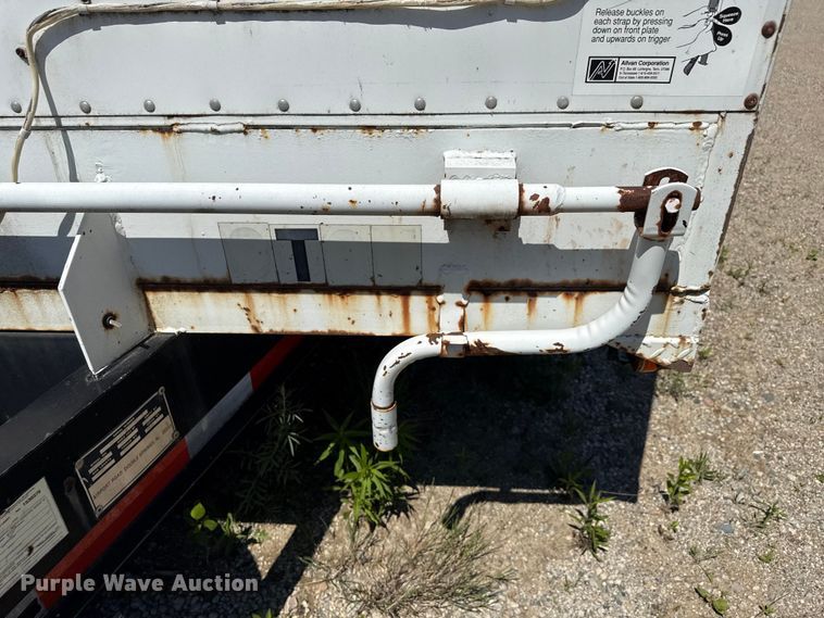 image for item ND9483 1996 ECONOLINE FTXI3200 portable belt press trailer