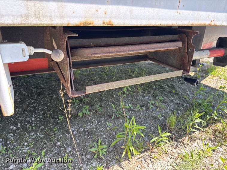image for item ND9483 1996 ECONOLINE FTXI3200 portable belt press trailer