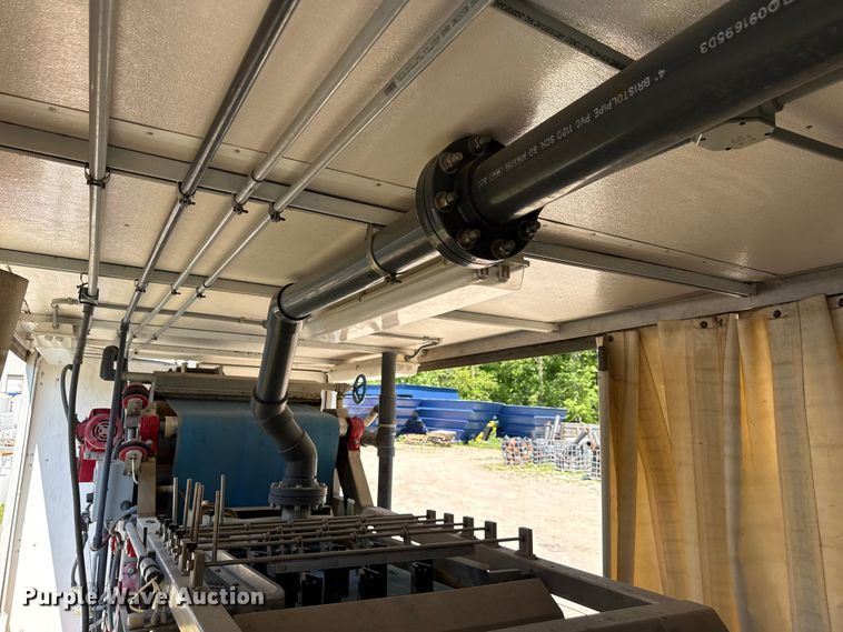 image for item ND9483 1996 ECONOLINE FTXI3200 portable belt press trailer