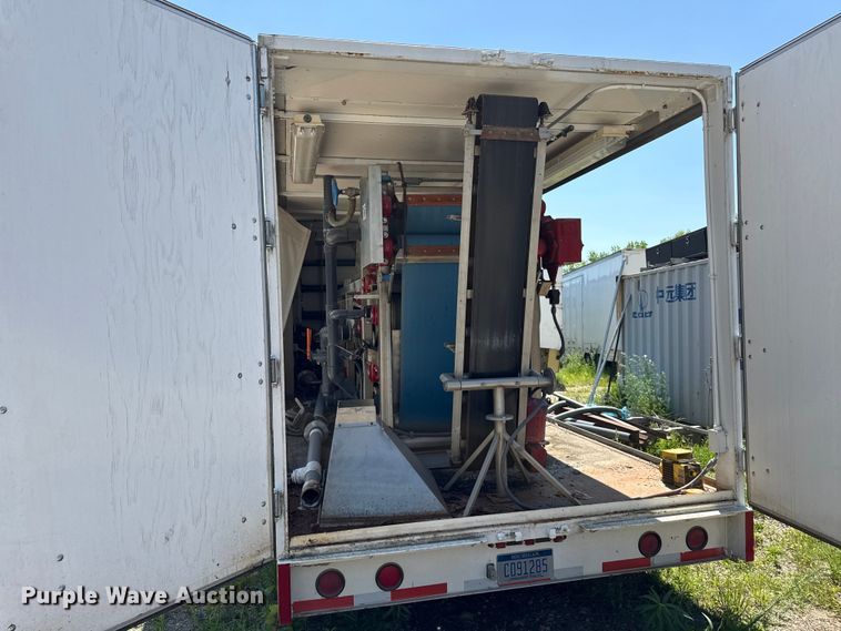 image for item ND9483 1996 ECONOLINE FTXI3200 portable belt press trailer