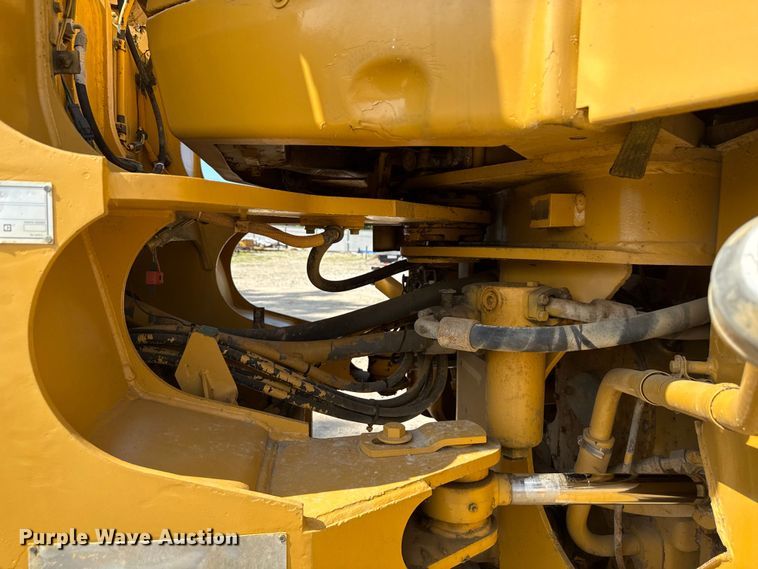 image for item ND9489 1994 Caterpillar 950F2 wheel loader