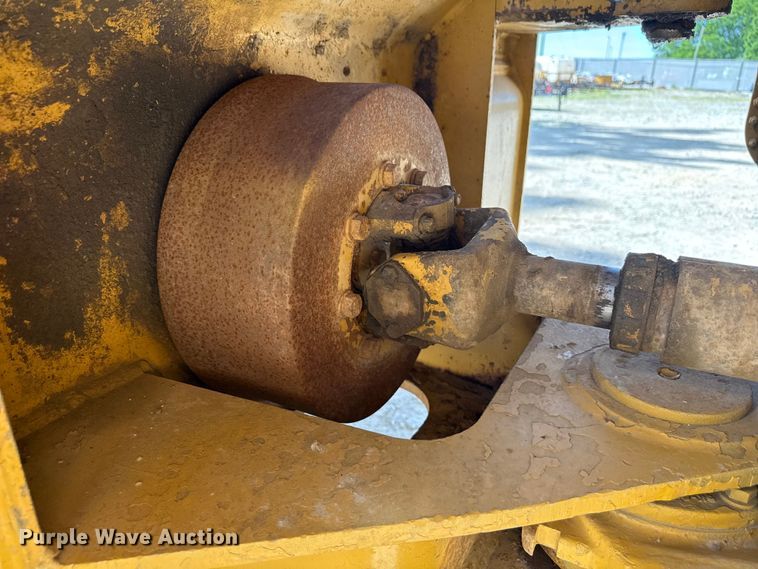 image for item ND9489 1994 Caterpillar 950F2 wheel loader