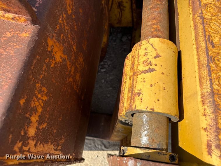 image for item ND9489 1994 Caterpillar 950F2 wheel loader