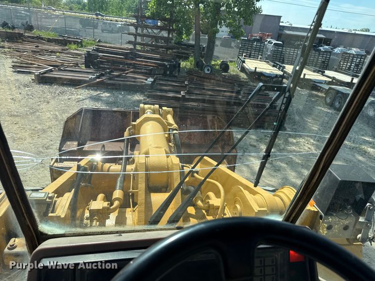 image for item ND9489 1994 Caterpillar 950F2 wheel loader