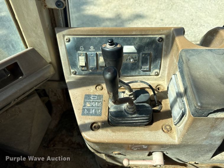 image for item ND9489 1994 Caterpillar 950F2 wheel loader