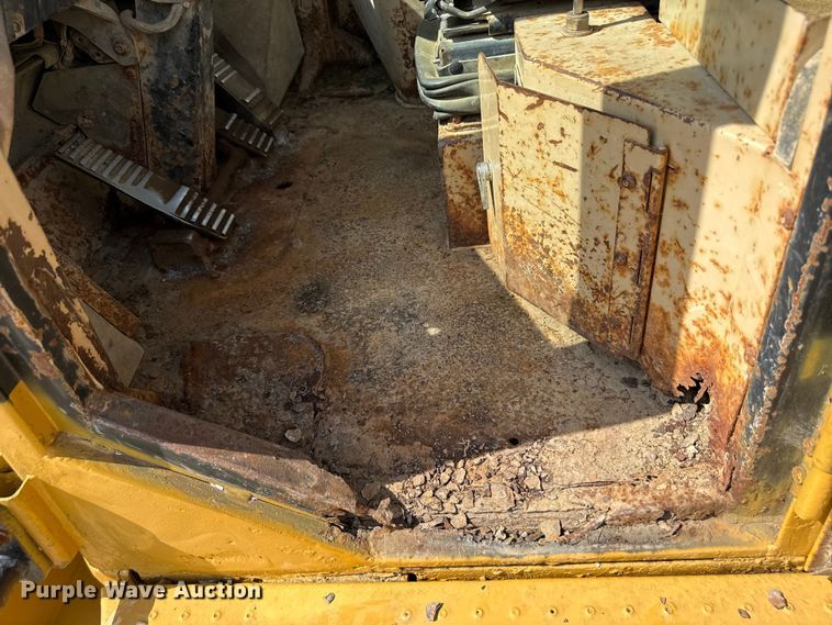 image for item ND9489 1994 Caterpillar 950F2 wheel loader