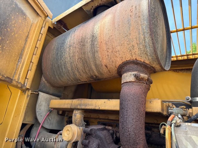 image for item ND9489 1994 Caterpillar 950F2 wheel loader