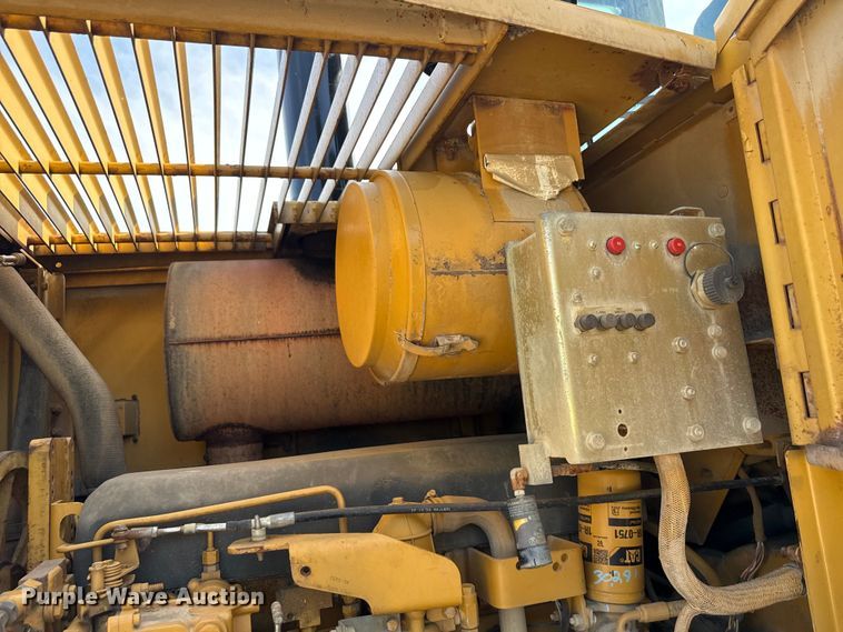 image for item ND9489 1994 Caterpillar 950F2 wheel loader