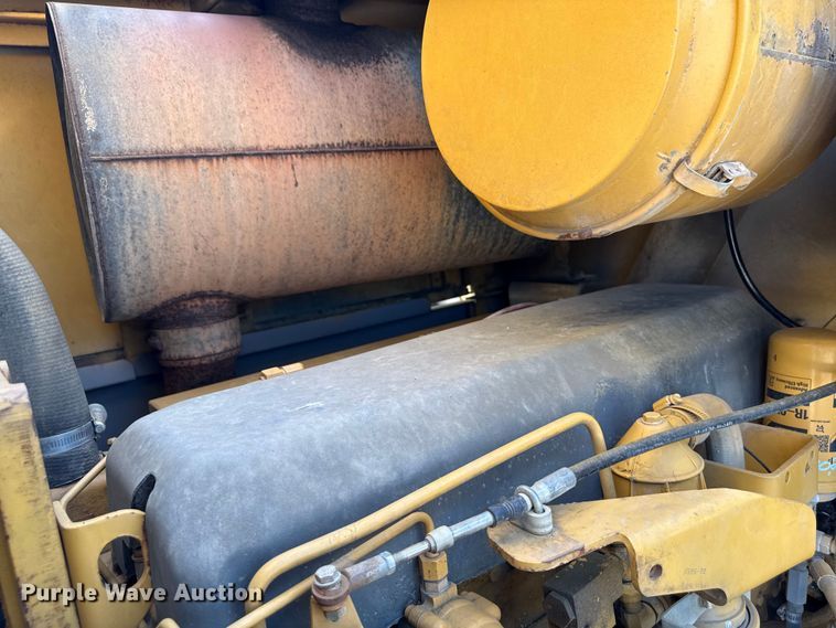 image for item ND9489 1994 Caterpillar 950F2 wheel loader