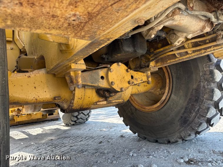 image for item ND9489 1994 Caterpillar 950F2 wheel loader