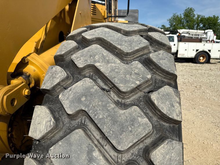 image for item ND9489 1994 Caterpillar 950F2 wheel loader