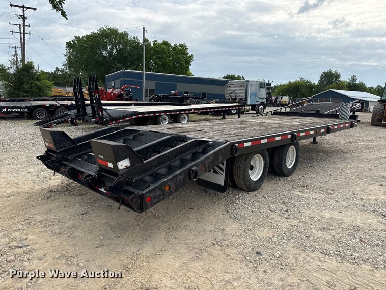 image for item ND9490 2010 Towmaster T-20 equipment trailer