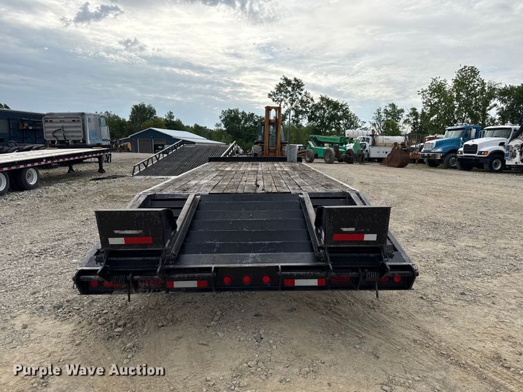 image for item ND9490 2010 Towmaster T-20 equipment trailer
