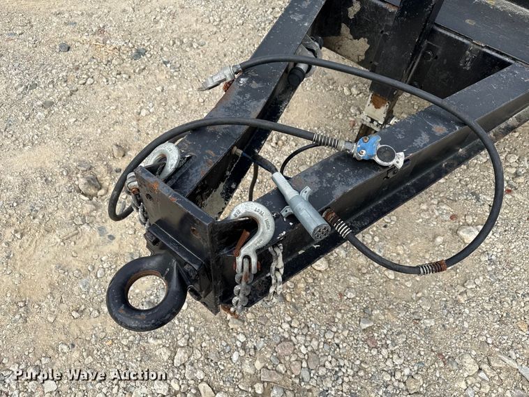image for item ND9490 2010 Towmaster T-20 equipment trailer