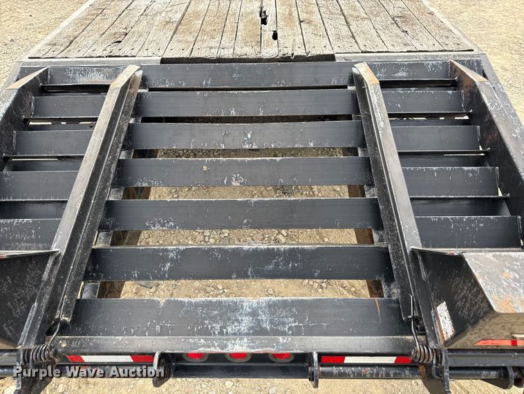 image for item ND9490 2010 Towmaster T-20 equipment trailer