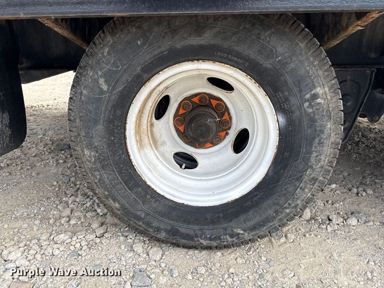 image for item ND9490 2010 Towmaster T-20 equipment trailer