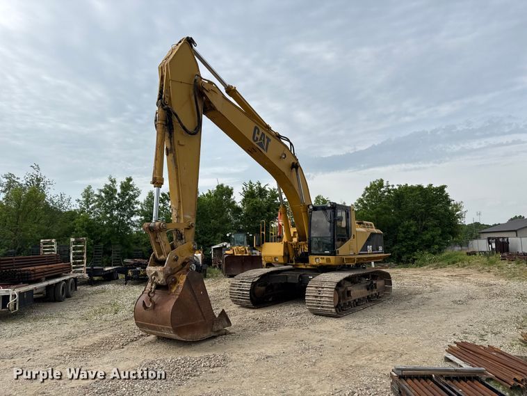 Photo of a  Caterpillar 350 L