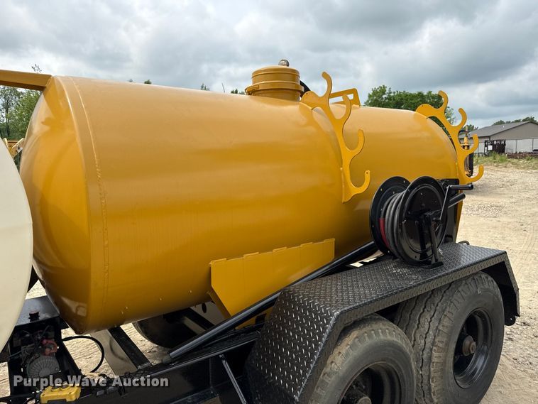 image for item ND9499 Vacuum excavator