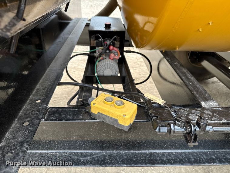 image for item ND9499 Vacuum excavator