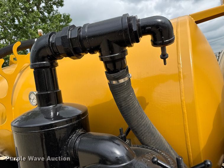 image for item ND9499 Vacuum excavator