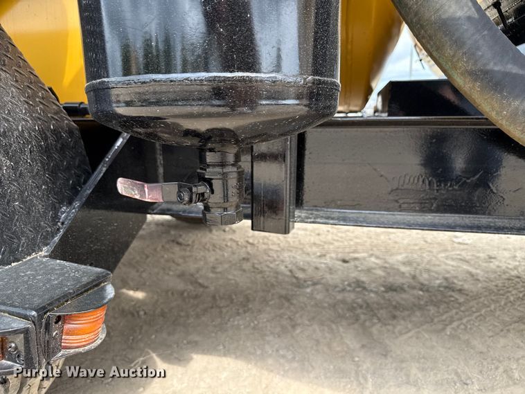 image for item ND9499 Vacuum excavator