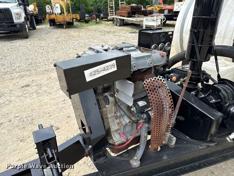 image for item ND9499 Vacuum excavator