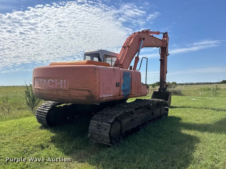 image for item NJ9031 1990 Hitachi EX200LC-2 excavator