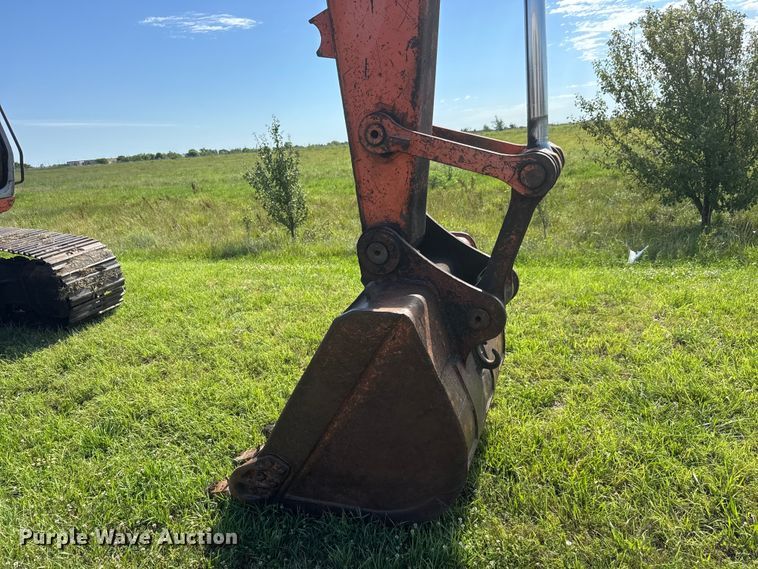 image for item NJ9031 1990 Hitachi EX200LC-2 excavator