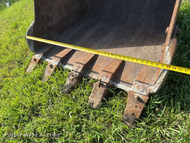image for item NJ9031 1990 Hitachi EX200LC-2 excavator