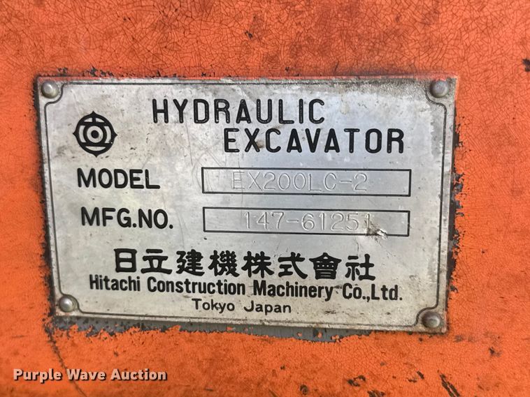 image for item NJ9031 1990 Hitachi EX200LC-2 excavator