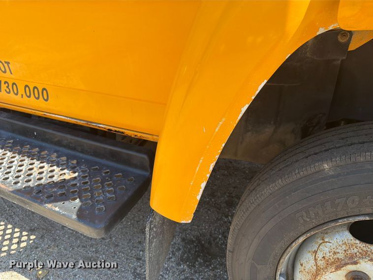 image for item NJ9043 2007 Chevrolet C4500 Crew Cab dump flatbed truck