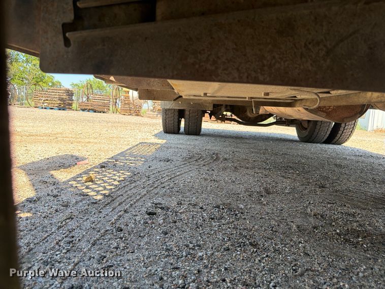 image for item NJ9043 2007 Chevrolet C4500 Crew Cab dump flatbed truck