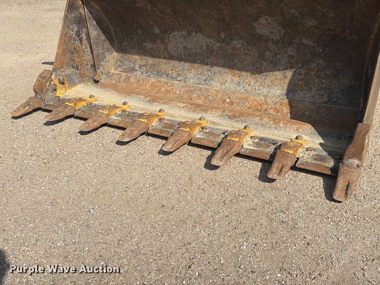 image for item NJ9047 2008 Caterpillar 953D dozer