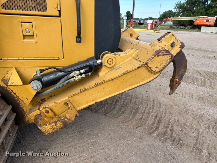 image for item NJ9047 2008 Caterpillar 953D dozer