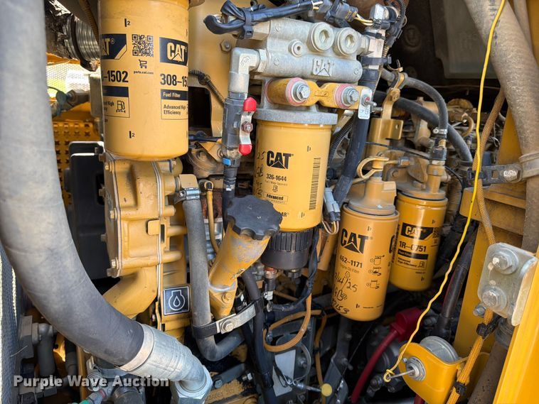 image for item NJ9047 2008 Caterpillar 953D dozer