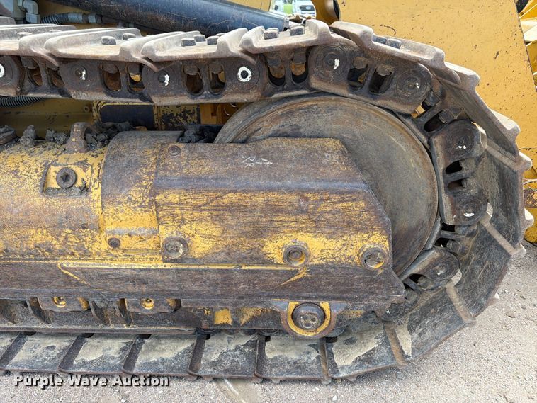 image for item NJ9047 2008 Caterpillar 953D dozer