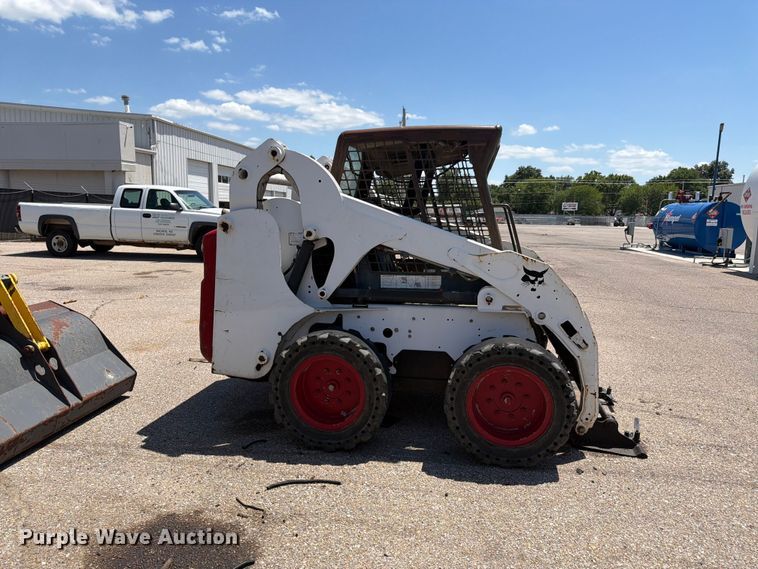 image for item NJ9060 2006 Bobcat S175 skid steer loader