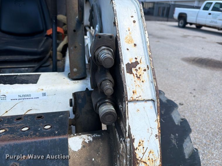image for item NJ9060 2006 Bobcat S175 skid steer loader