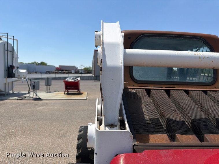 image for item NJ9060 2006 Bobcat S175 skid steer loader